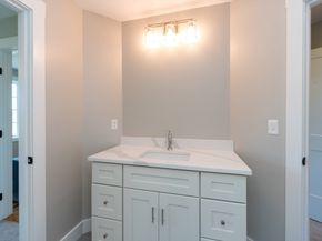 61 Boutelle Road, Sterling MA 01564
