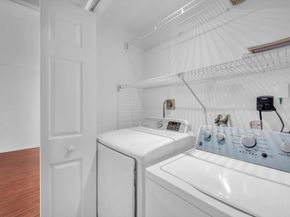 1 Commodore Ct 202, Hull MA 02045