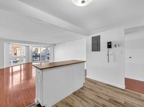 1 Commodore Ct 202, Hull MA 02045