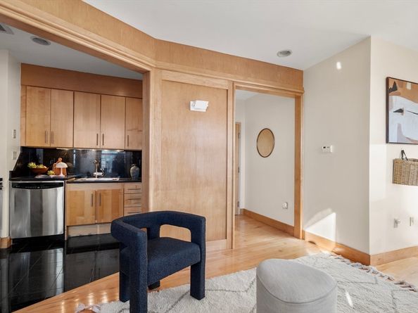 42 Beach Street 9D, Boston MA 02111