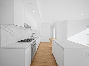 346 Congress Street 703, Boston MA 02210