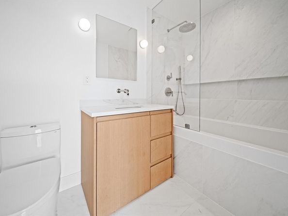 346 Congress Street 703, Boston MA 02210