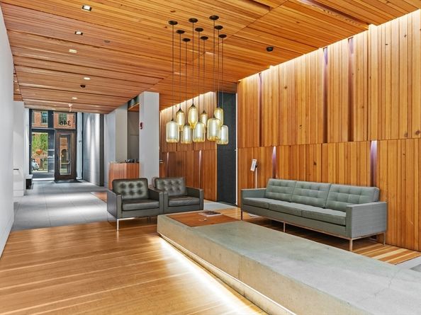 346 Congress Street 703, Boston MA 02210