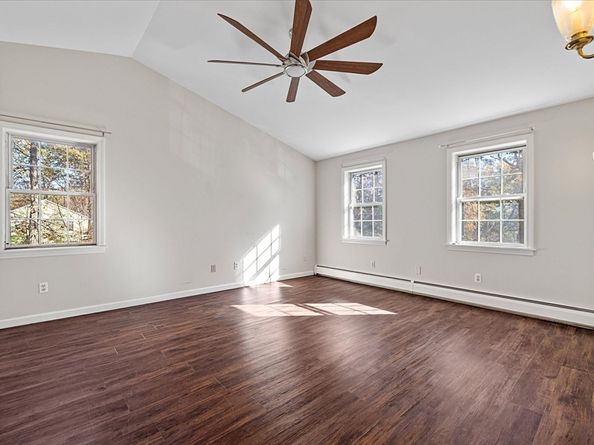 9 Town Farm Rd, North Brookfield MA 01535