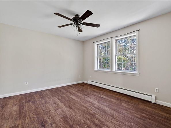 9 Town Farm Rd, North Brookfield MA 01535