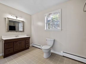 9 Town Farm Rd, North Brookfield MA 01535