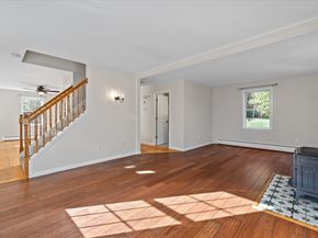9 Town Farm Rd, North Brookfield MA 01535