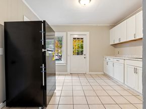 14-24 C St 14, Northbridge MA 01588