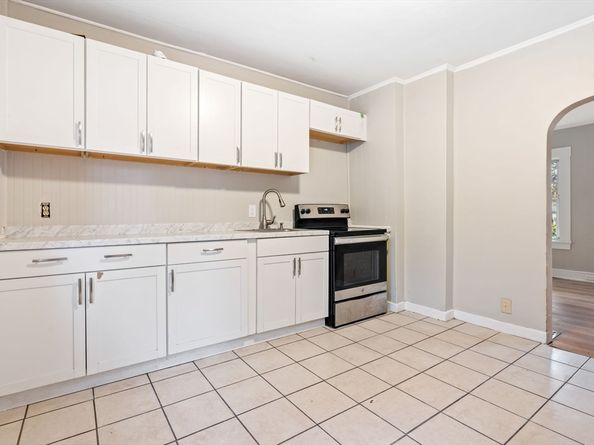 14-24 C St 14, Northbridge MA 01588