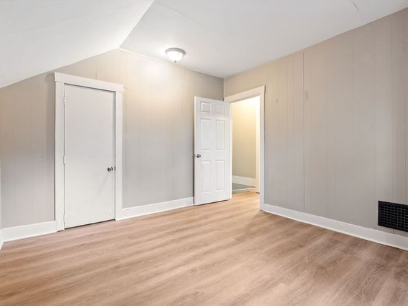 14-24 C St 14, Northbridge MA 01588