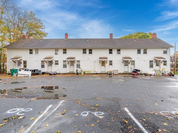 14-24 C St 14, Northbridge MA 01588