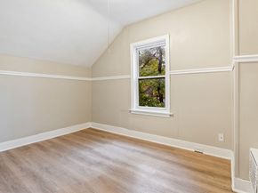 14-24 C St 14, Northbridge MA 01588