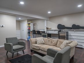 315 Bolton St, Marlborough MA 01752
