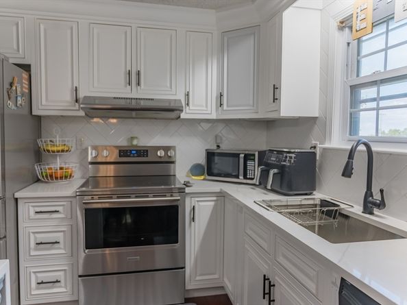 315 Bolton St, Marlborough MA 01752