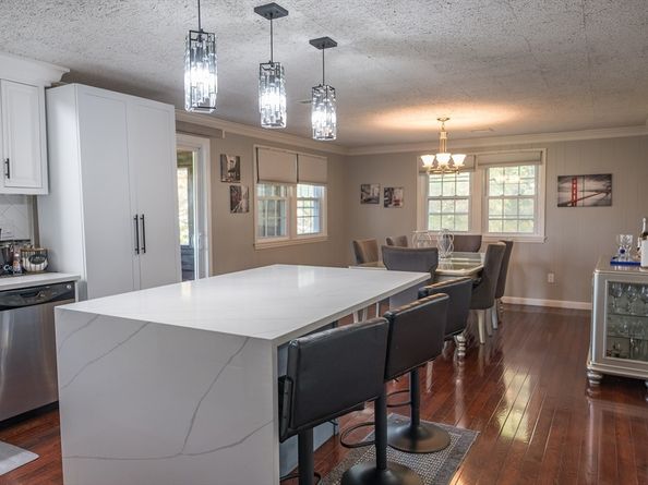 315 Bolton St, Marlborough MA 01752