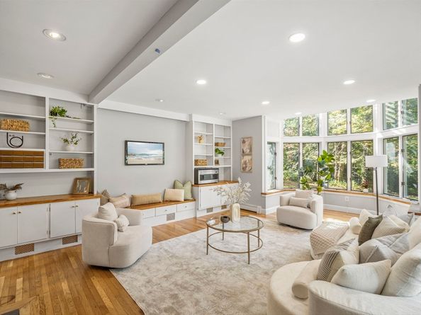 248 Highland St, Marshfield MA 02050