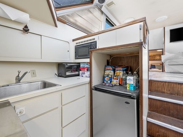 550 Pleasant St 11D, Winthrop MA 02152
