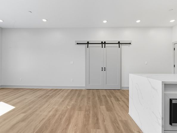 127 E Cottage St 8, Boston MA 02125
