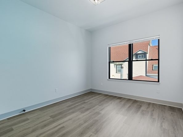 127 E Cottage St 8, Boston MA 02125