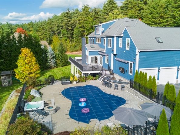 25 Collins Rd, Berlin MA 01503