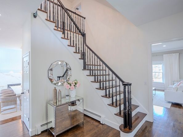 25 Collins Rd, Berlin MA 01503