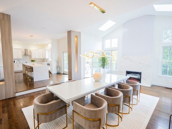 25 Collins Rd, Berlin MA 01503