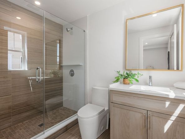 527 E Seventh Street 2, Boston MA 02127