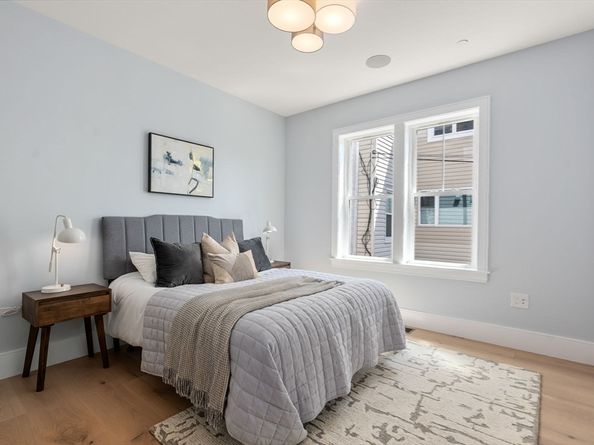 527 E Seventh Street 2, Boston MA 02127