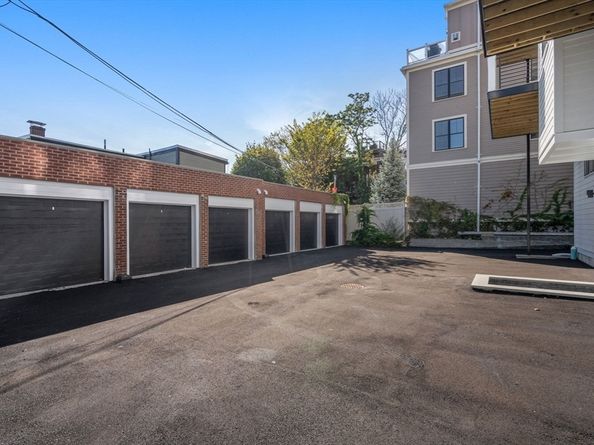 527 E Seventh Street 2, Boston MA 02127