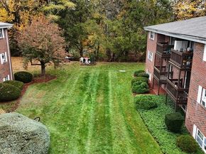 39 Pleasant St B19, Northborough MA 01532