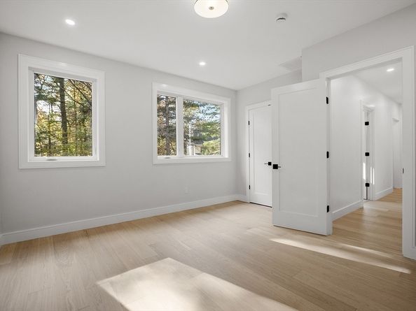 12 Pine Ridge Road, Lincoln MA 01773