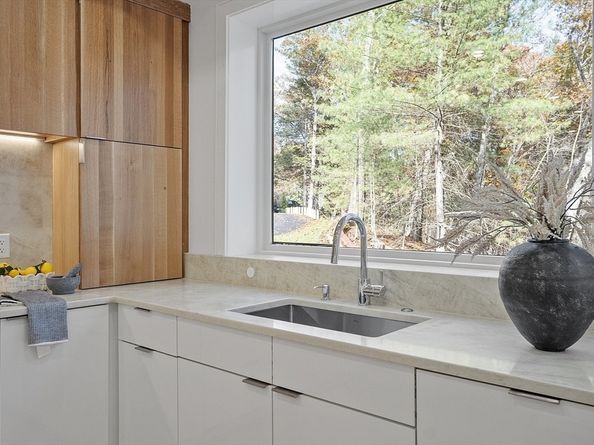 12 Pine Ridge Road, Lincoln MA 01773