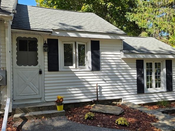 289 Richards Ave, Paxton MA 01612