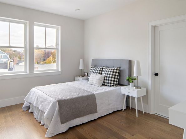 421 High St 307, Medford MA 02155