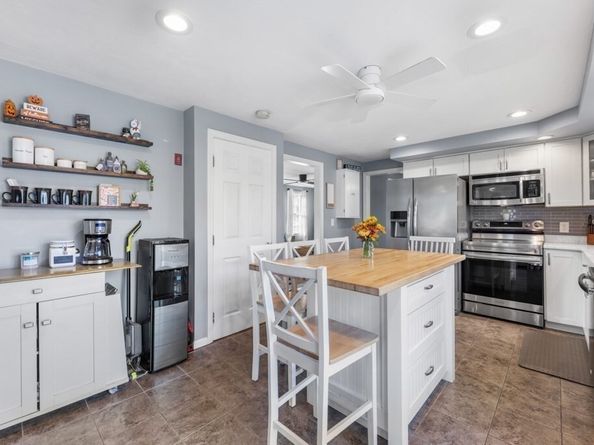 209 Hancock, Abington MA 02351