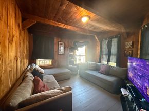 51 Green Ave, Southbridge MA 01550