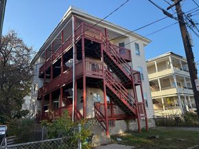 51 Green Ave, Southbridge MA 01550