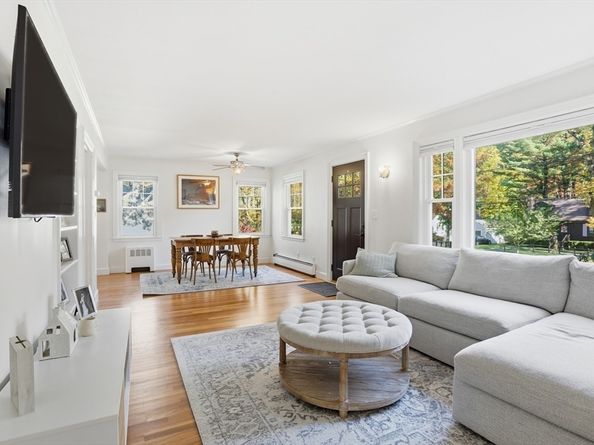 684 Haverhill St, Reading MA 01867