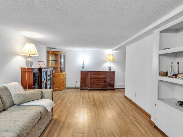 83 Newton Ave., N, Worcester MA 01602