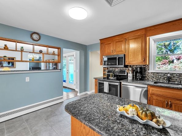 83 Newton Ave., N, Worcester MA 01602