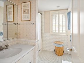 12 Ash Street Place, Cambridge MA 02138