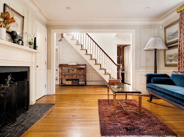 12 Ash Street Place, Cambridge MA 02138