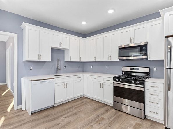 167 Lexington St 167, Boston MA 02128