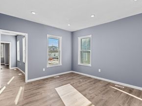 167 Lexington St 167, Boston MA 02128