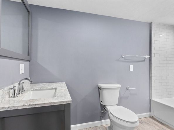 167 Lexington St 167, Boston MA 02128