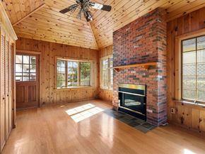 24 Sherbrook Ave, Worcester MA 01604