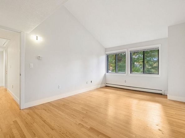 237 Brown Bear Crossing 237, Acton MA 01718