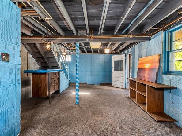 191 Glenellen Rd, Boston MA 02132