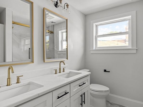 57-59 Garrison Av, Somerville MA 02144