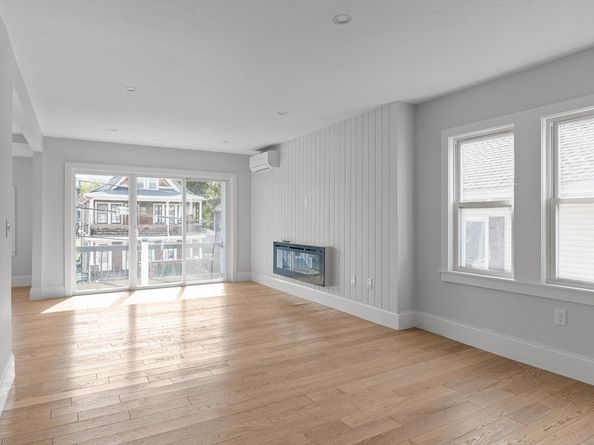 57-59 Garrison Av, Somerville MA 02144